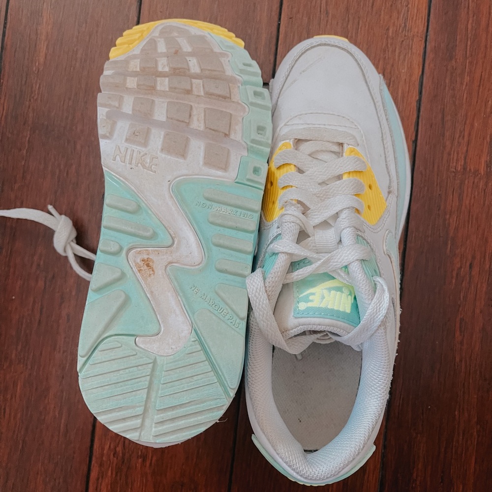 Womens Nike Air Max Shoes Green & Blue - Picture 4 of 6
